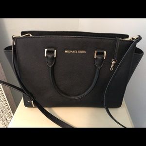Michael Kors Selma bag